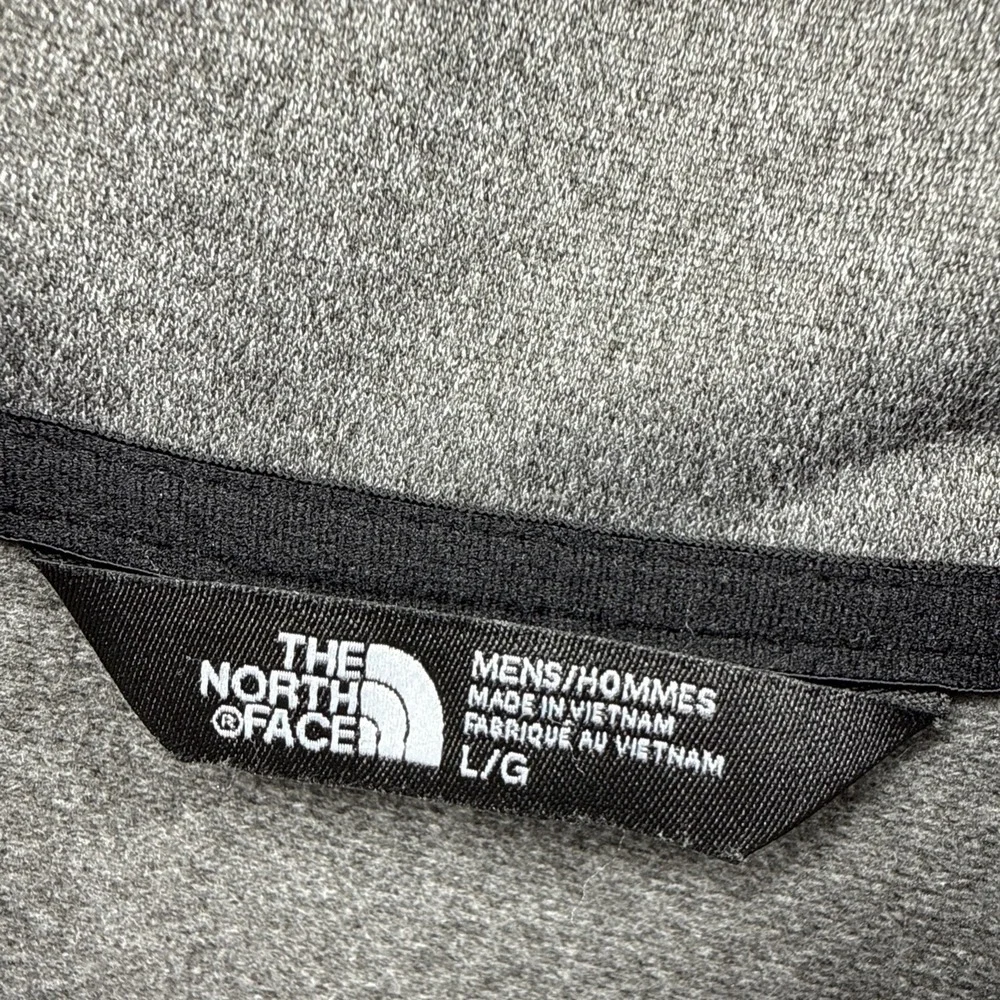North Face Men's 1/4 Zip Shirt Size Large Gray‎ Silver Logo Long Sleeve Pullover